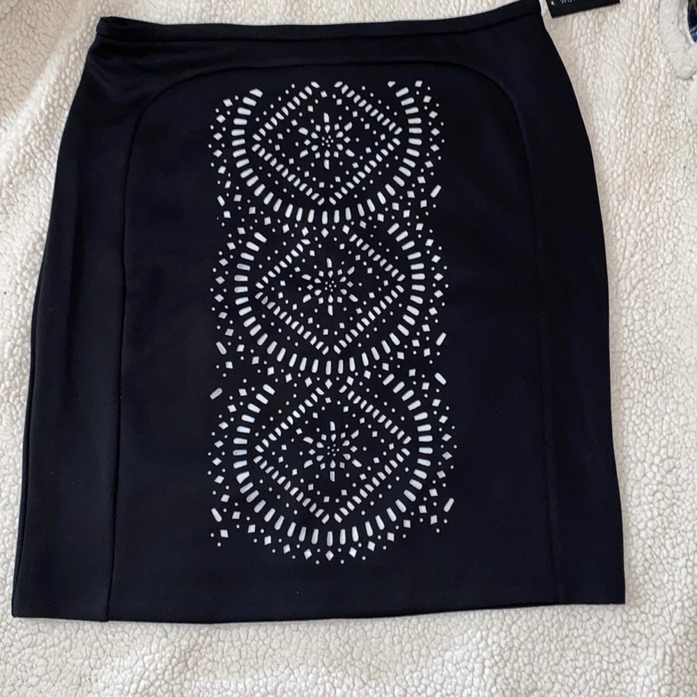 Worthington Black Lazer Cutout skirt